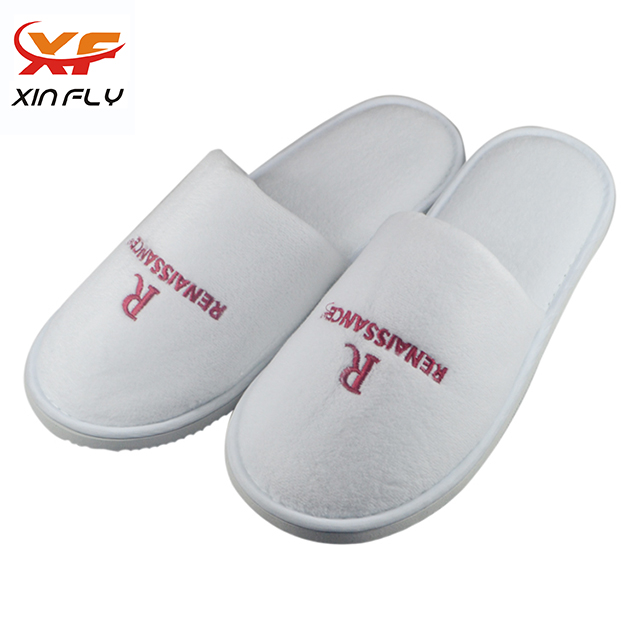 Comfortable 100% Cotton velour hotel slippers with Embroidery Logo
