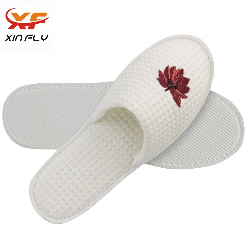 Wholesale Closed toe home hotel slippers for man