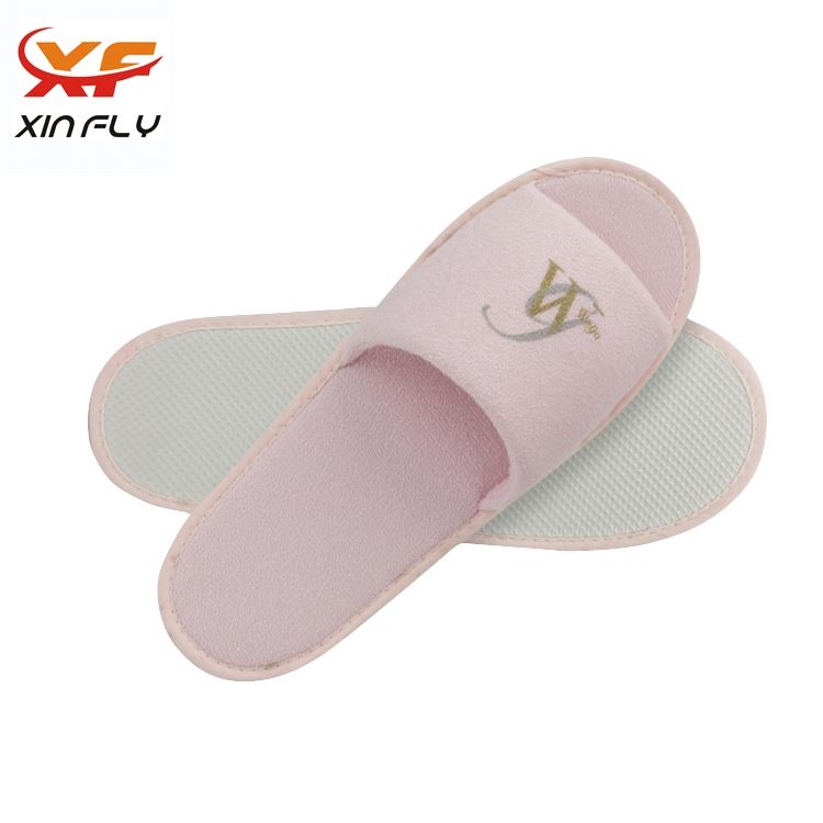 Cheap Closed toe hotel slippers for Guests
